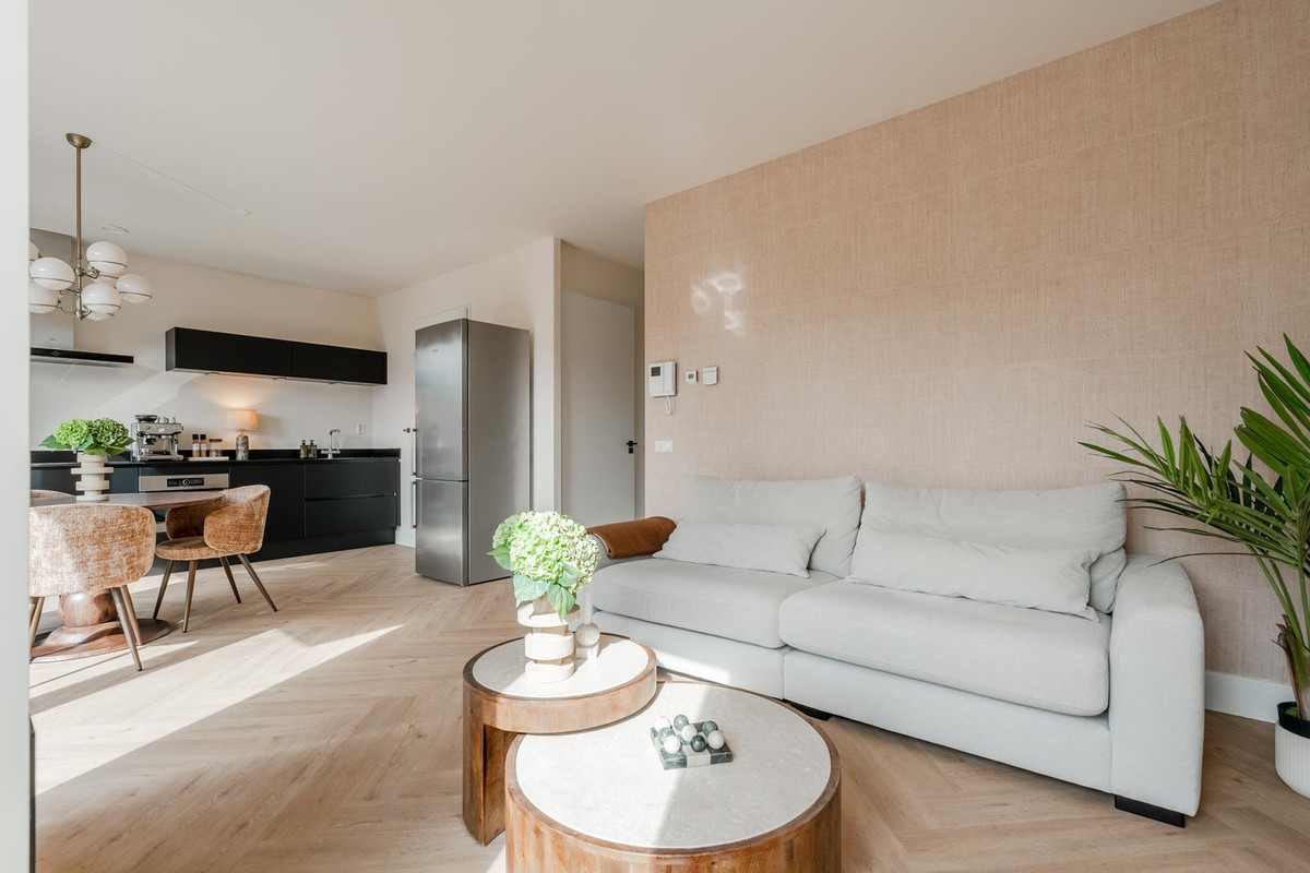 Appartement te koop: Bart van der Leckhof 58, Diemen