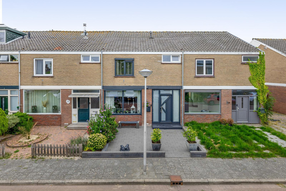Tussenwoning te koop: Bryhoekstraat 22, Hellevoetsluis