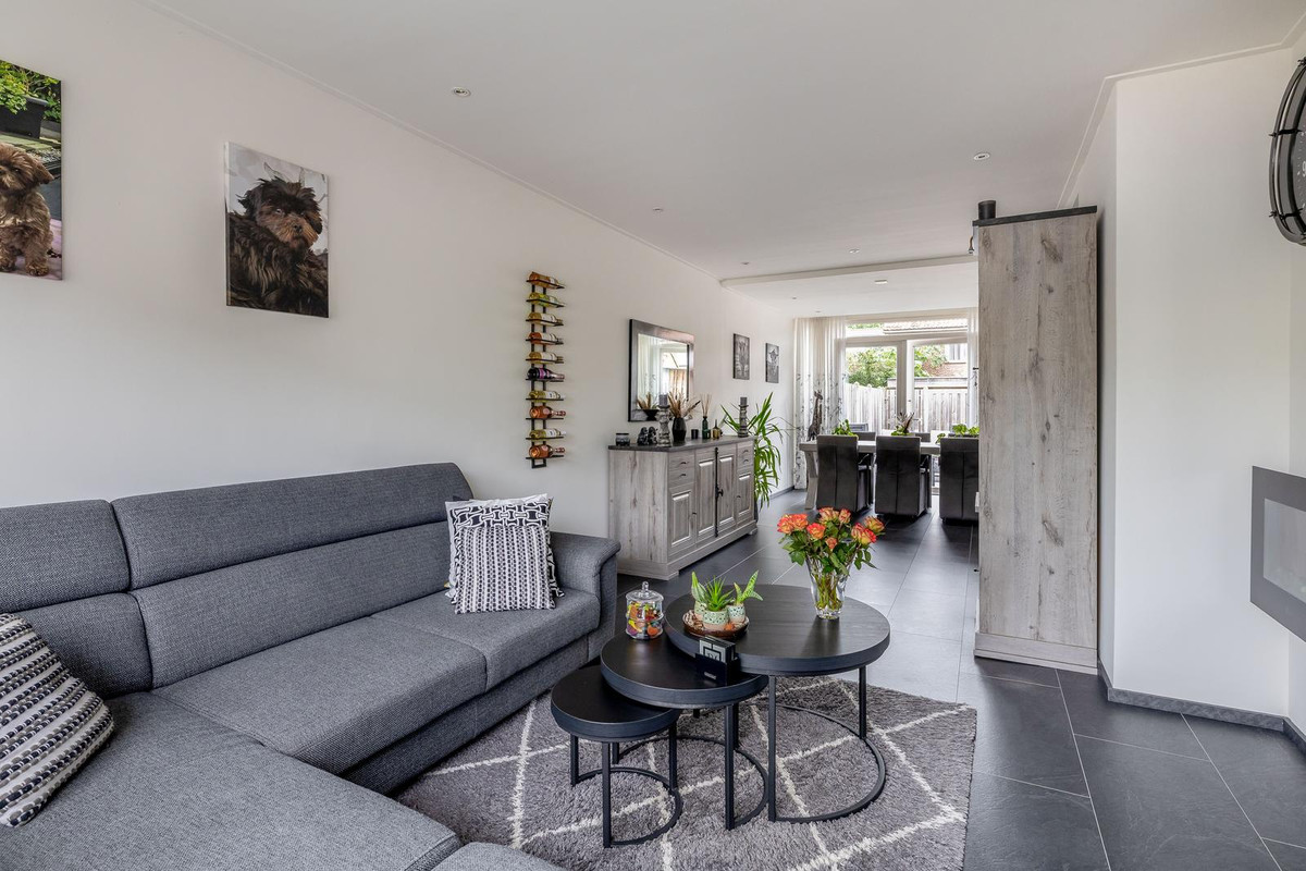 Tussenwoning te koop: Bryhoekstraat 22, Hellevoetsluis