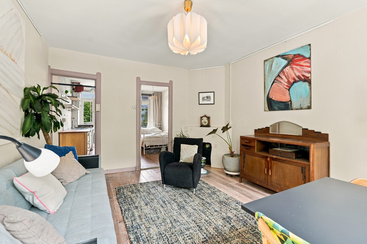 Studio te koop: Molukkenstraat 37-1, Amsterdam