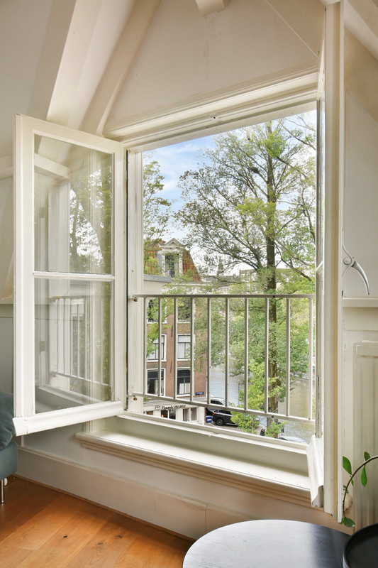 Studio te koop: Stromarkt 13D, Amsterdam