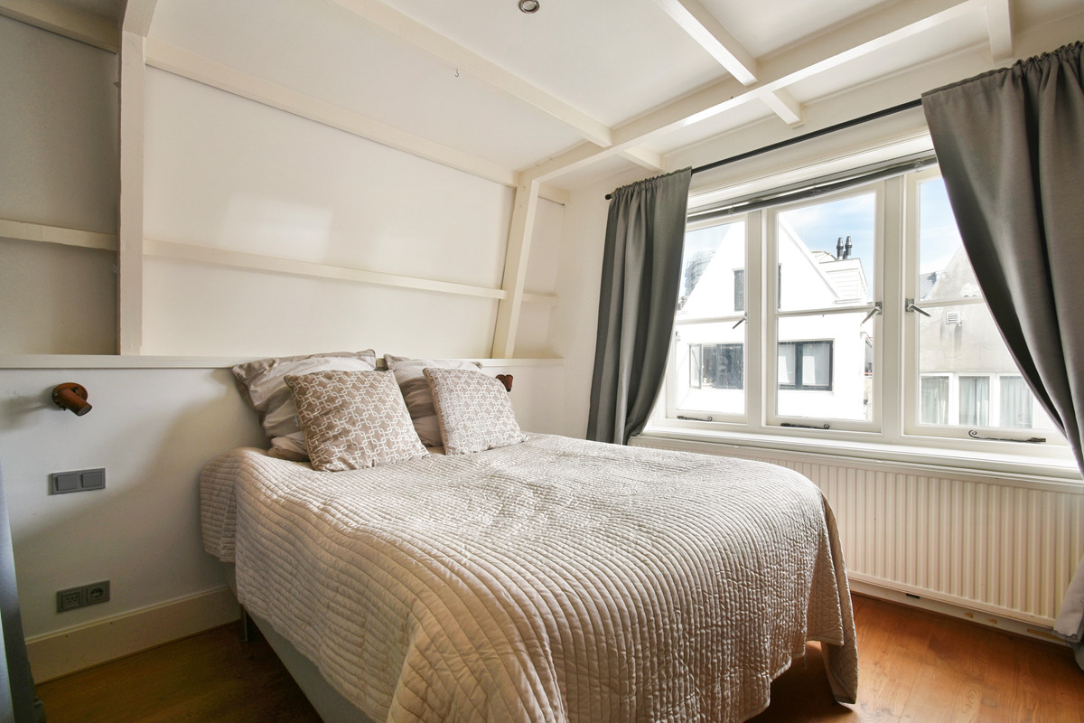 Studio te koop: Stromarkt 13D, Amsterdam