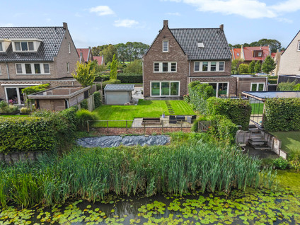 Langs de erven 208