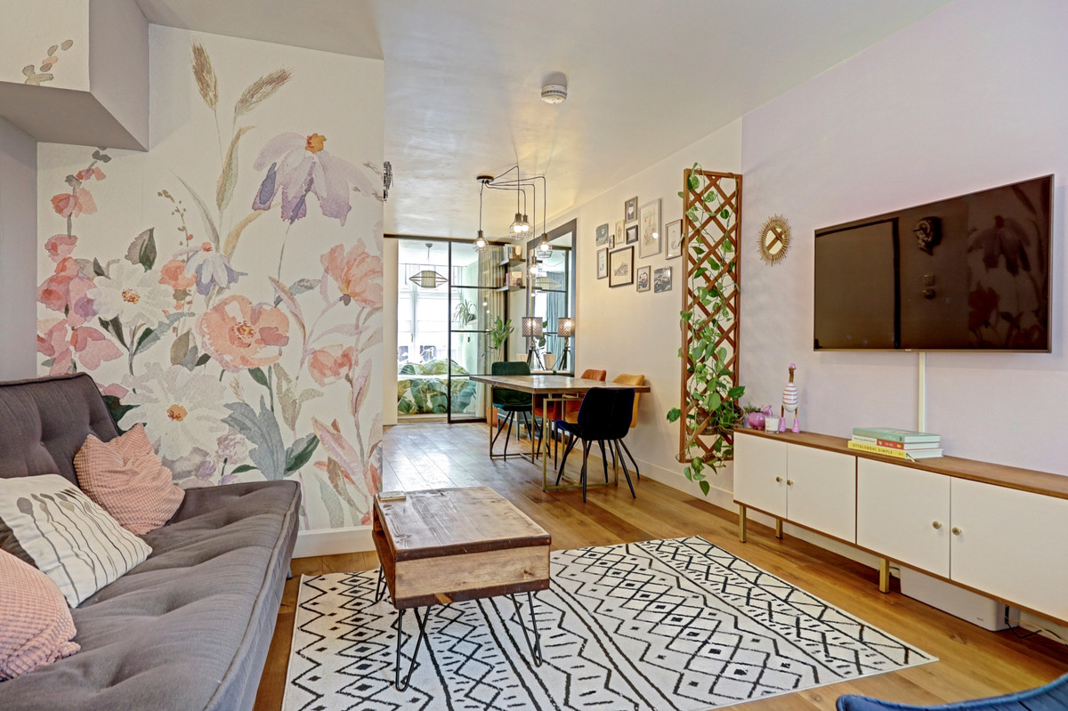 Studio te koop: Van Boetzelaerstraat 30H, Amsterdam