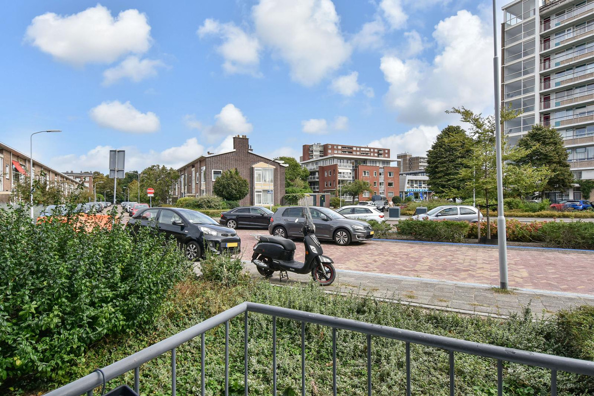 Studio te koop: Uhlenbeckstraat 3, Voorburg