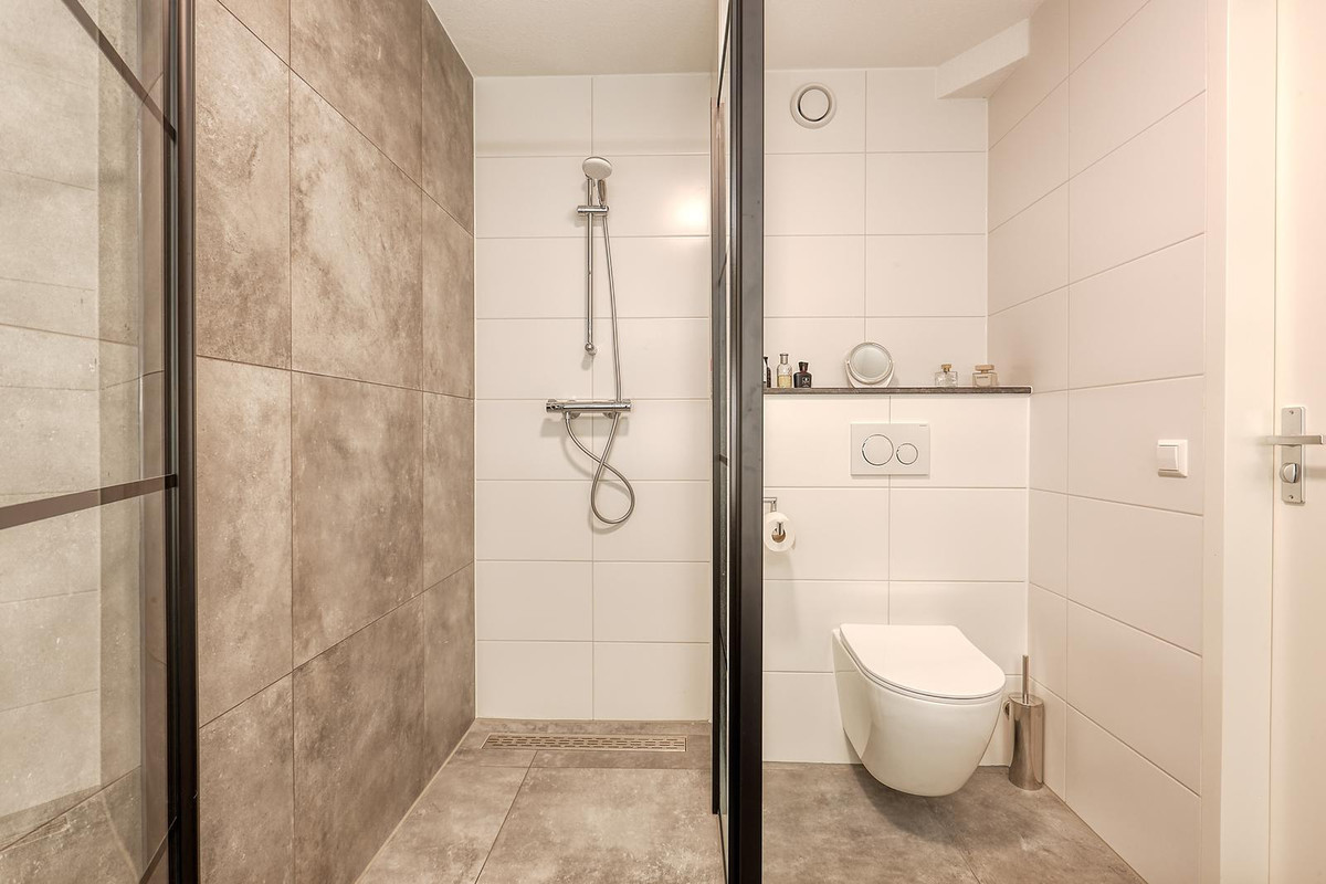 Appartement te koop: Treilerdwarsweg 20, 'S-Gravenhage