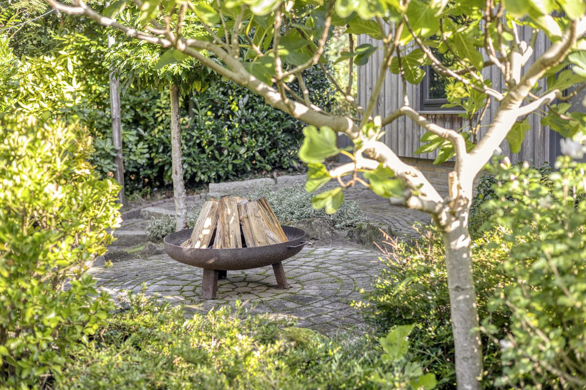 Vrijstaande woning te koop: Veldhaarweg 100, Enschede