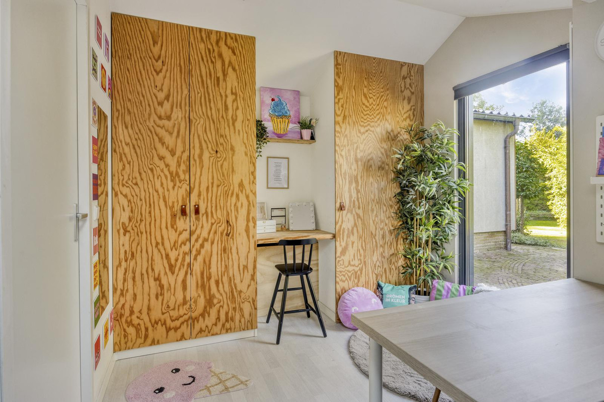 Vrijstaande woning te koop: Veldhaarweg 100, Enschede