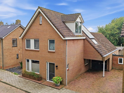 Amalia van Solmsstraat 13A