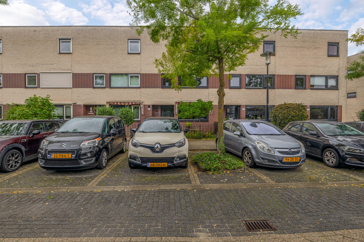 Tussenwoning te koop: Waddenring 77, Barendrecht