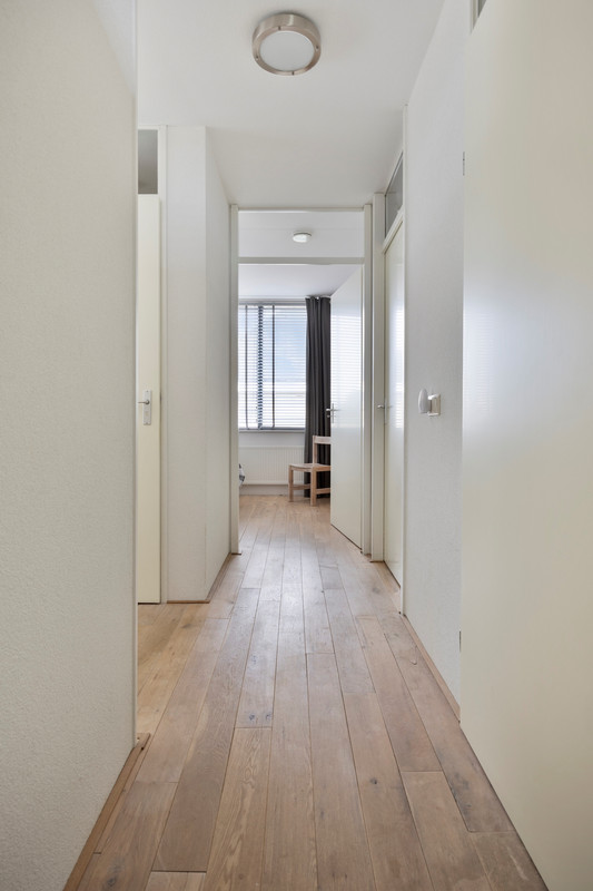 Twee-onder-één-kap te koop: Handelsterrein 32, Oude-Tonge