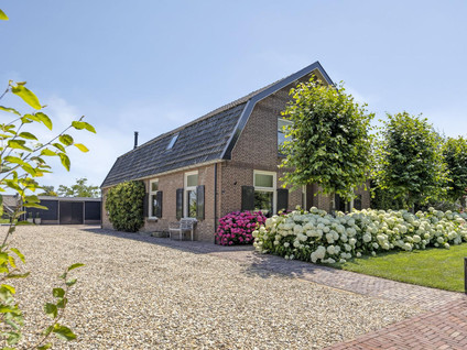 Torenstraat 1