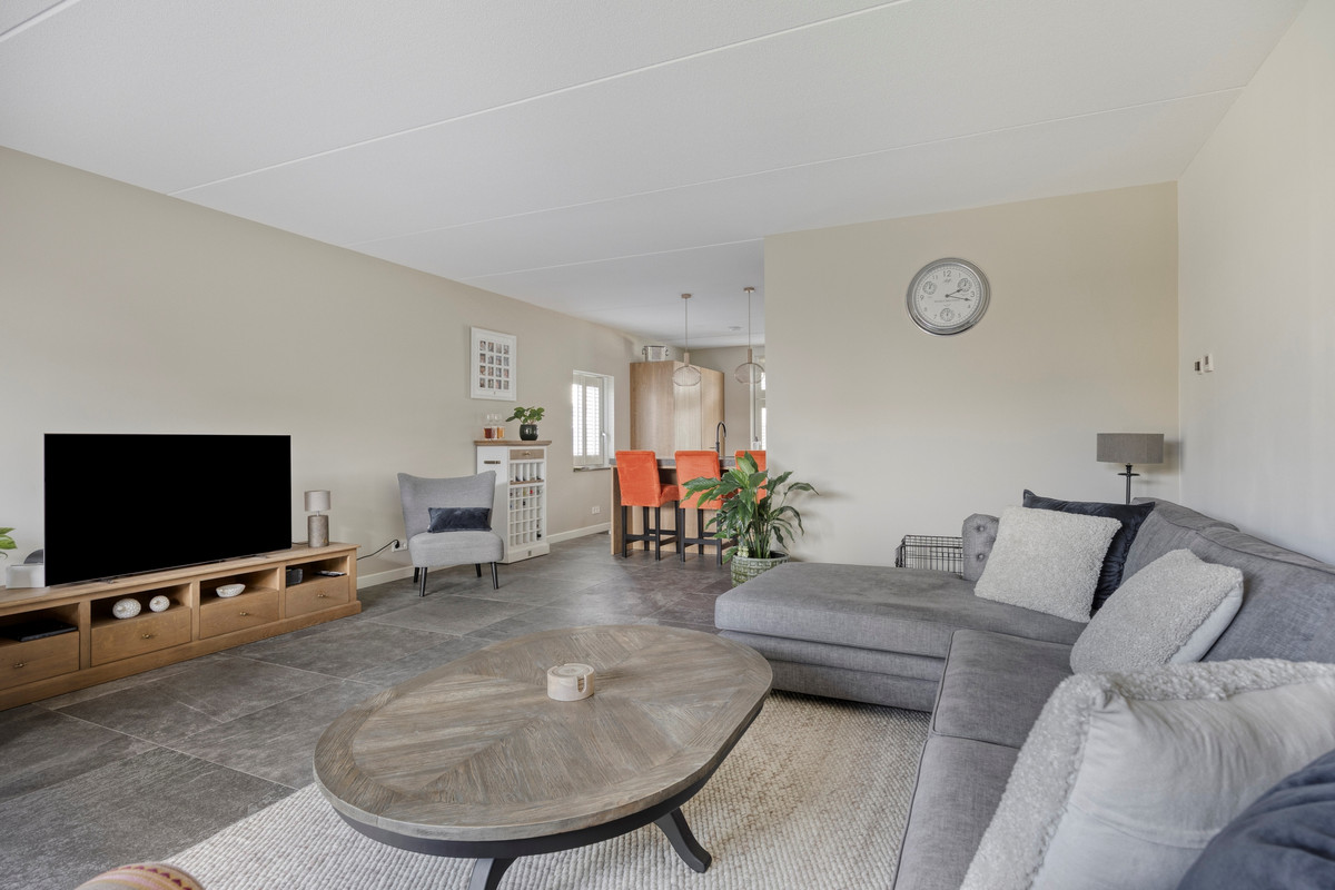 Hoekwoning te koop: Bergweg 55, Middelharnis