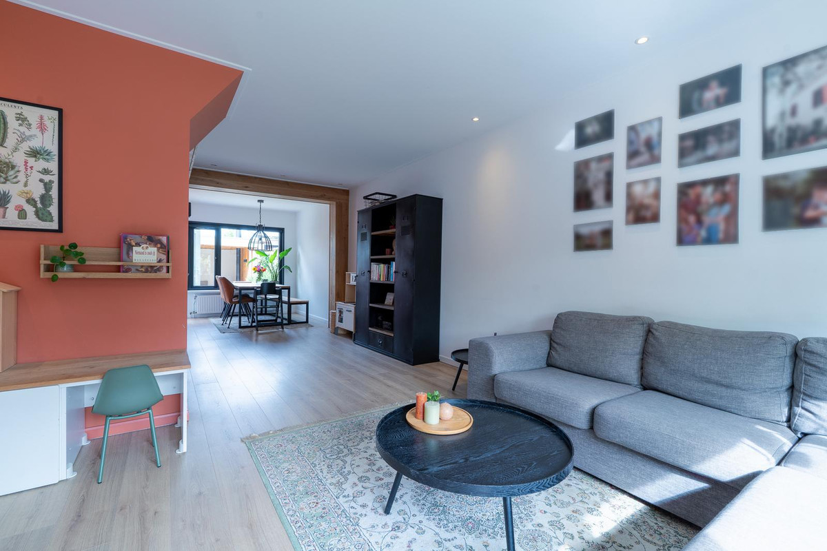Tussenwoning te koop: Philipshoofjesweg 42, Dirksland