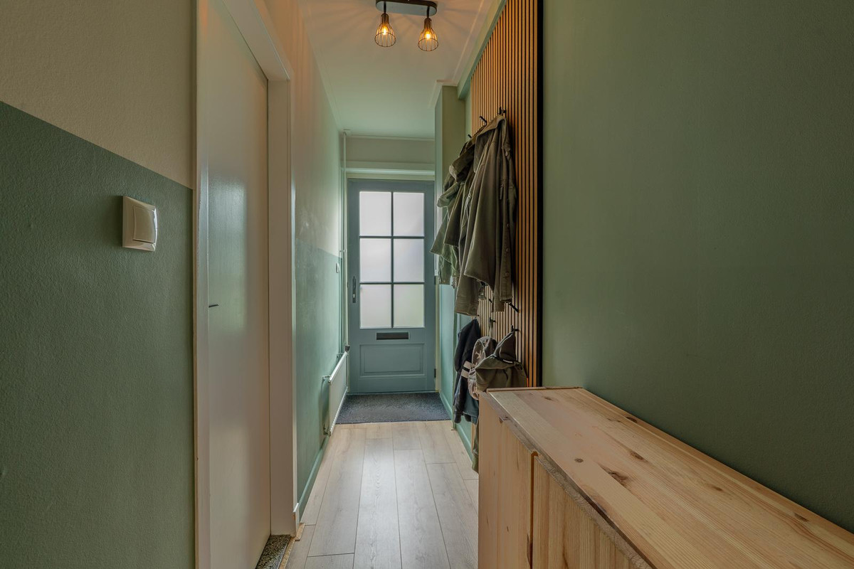 Tussenwoning te koop: Philipshoofjesweg 42, Dirksland