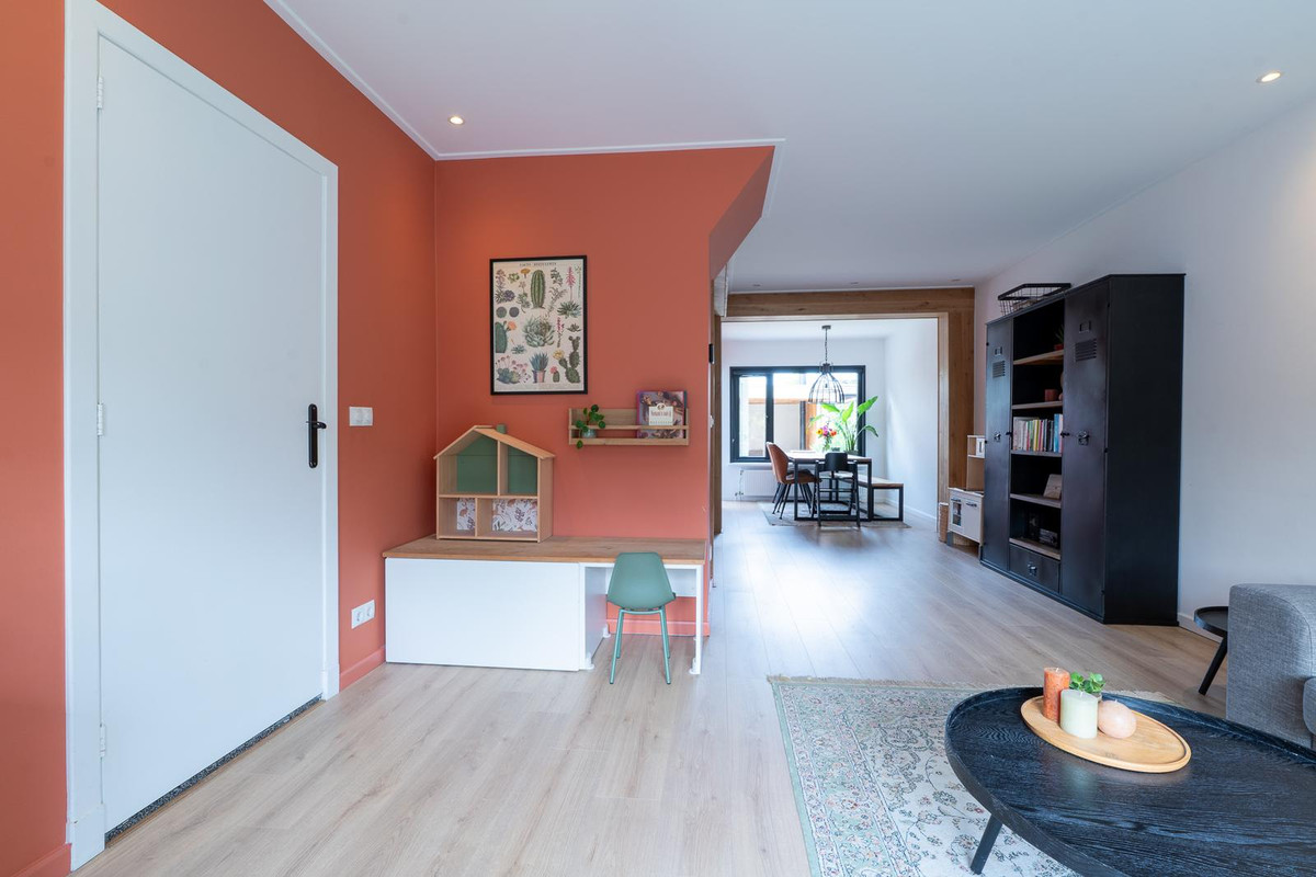 Tussenwoning te koop: Philipshoofjesweg 42, Dirksland