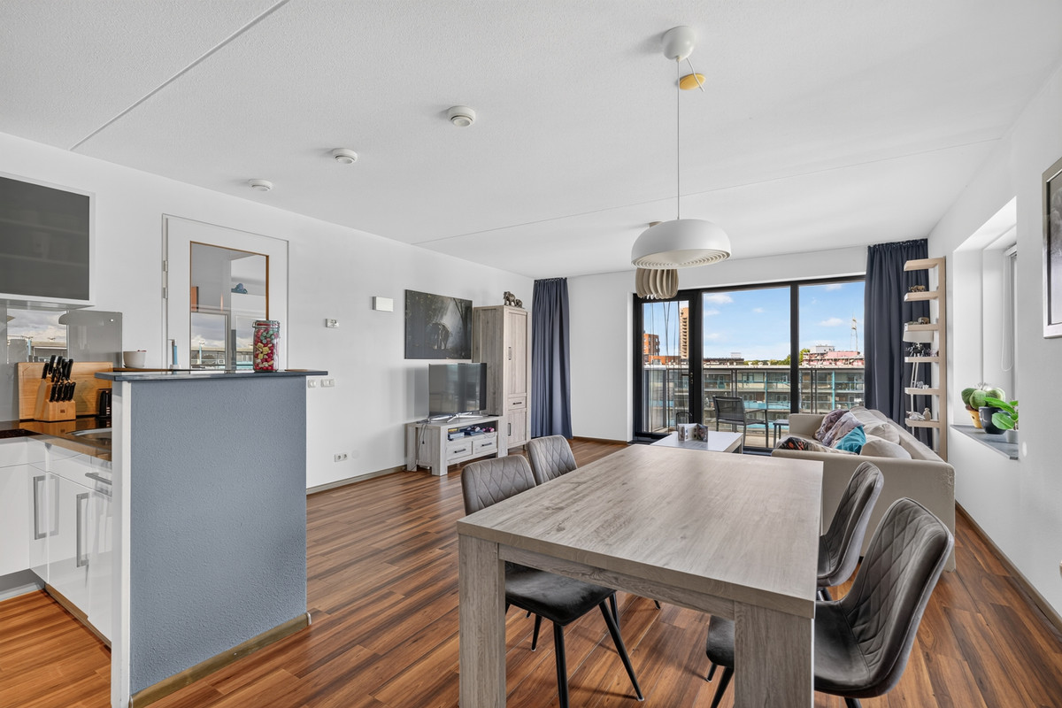 Appartement te koop: Zuiderschans 27, Leiderdorp