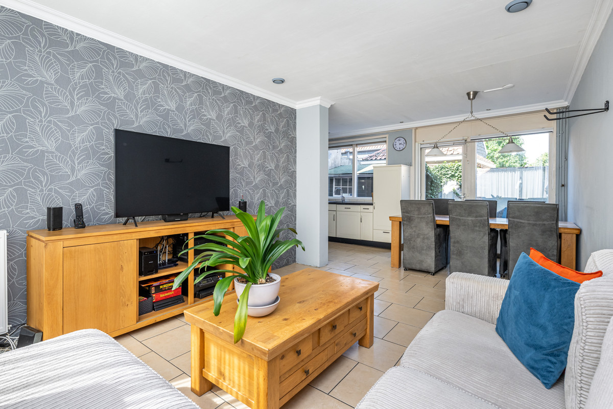 Vrijstaande woning te koop: Oranjestraat 13, Sommelsdijk