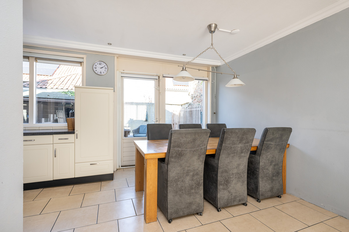 Vrijstaande woning te koop: Oranjestraat 13, Sommelsdijk