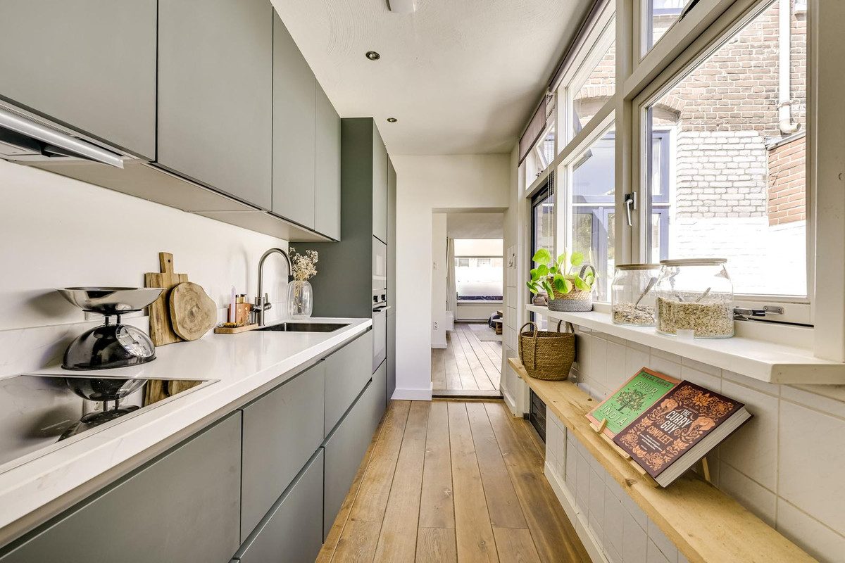 Tussenwoning te koop: Violenstraat 21, Utrecht