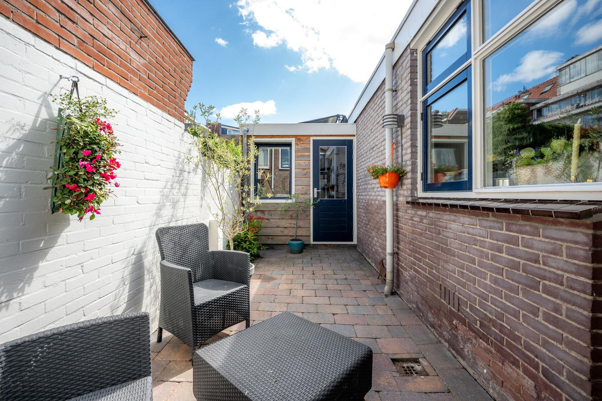 Tussenwoning te koop: Violenstraat 21, Utrecht