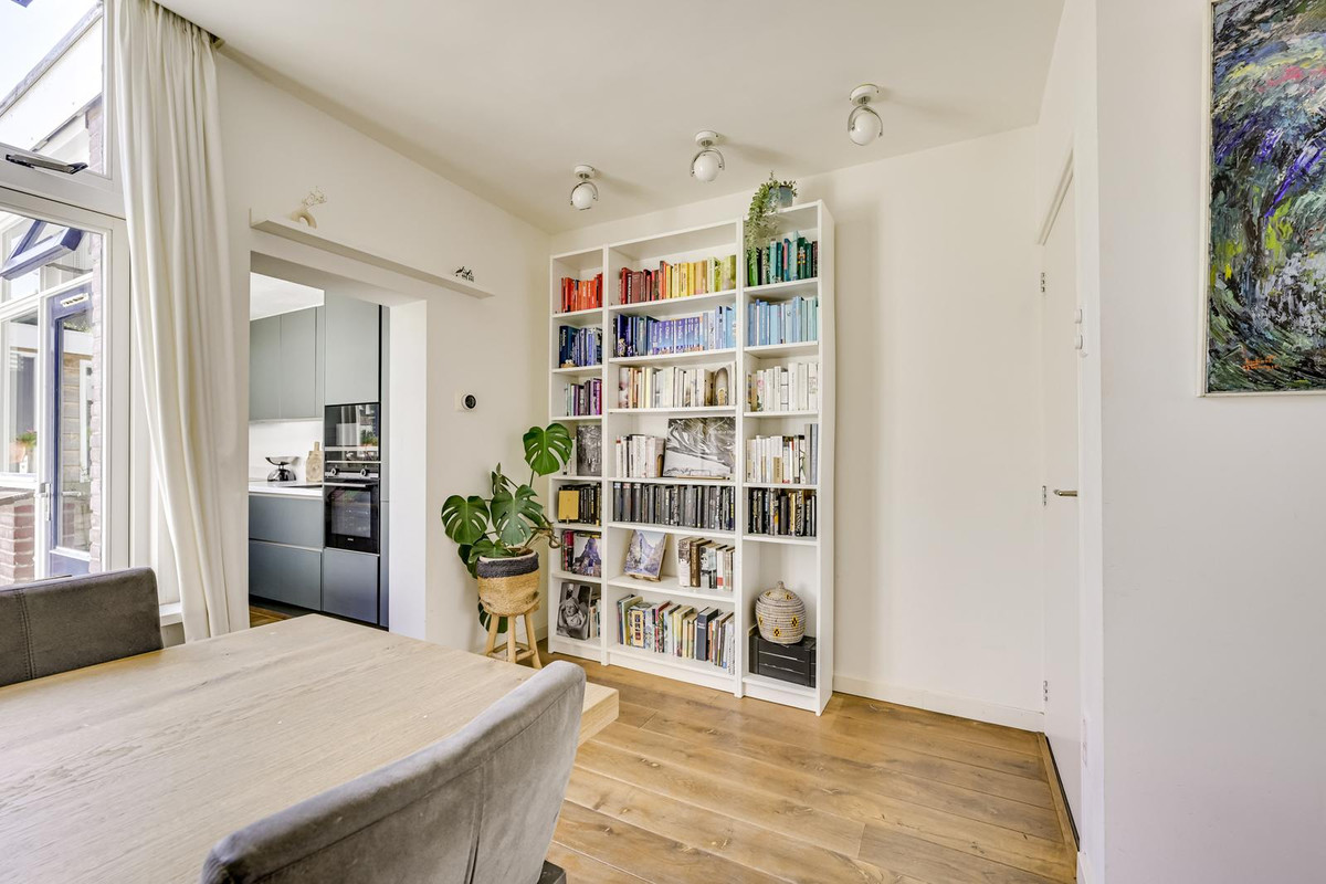Tussenwoning te koop: Violenstraat 21, Utrecht