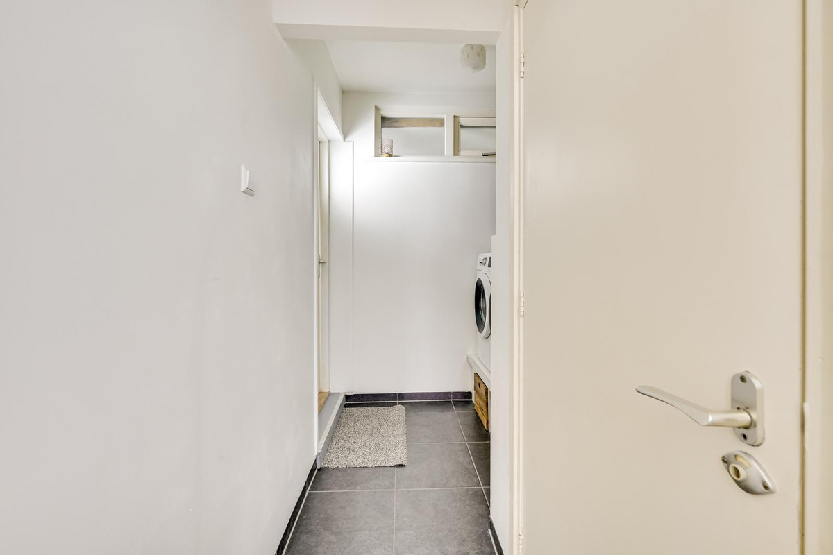Tussenwoning te koop: Violenstraat 21, Utrecht