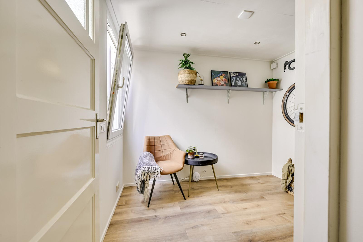 Tussenwoning te koop: Violenstraat 21, Utrecht