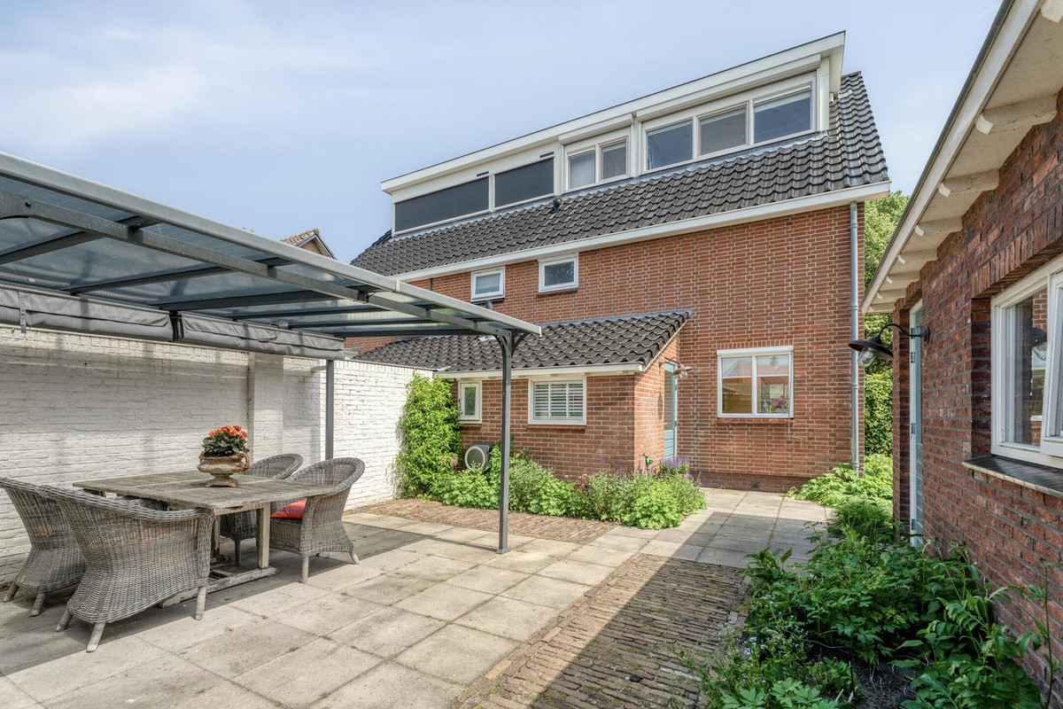 Twee-onder-één-kap te koop: Oude Kerkweg 86, Doornspijk