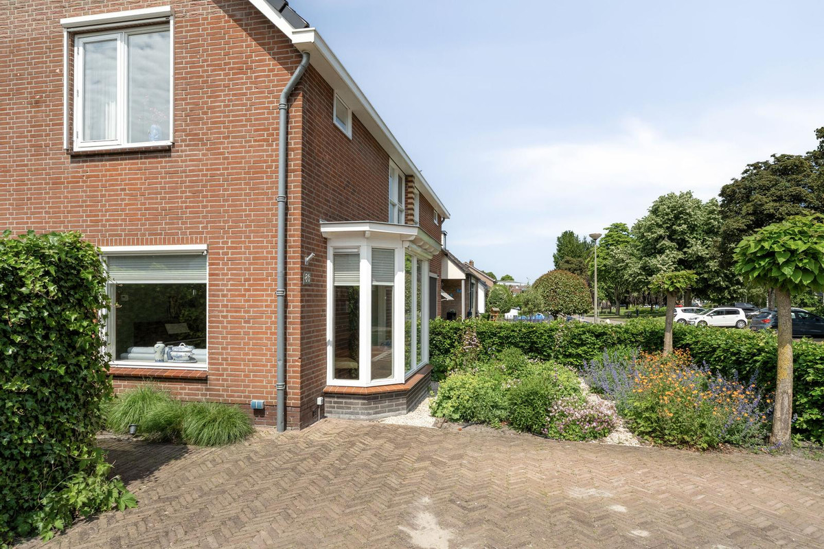 Twee-onder-één-kap te koop: Oude Kerkweg 86, Doornspijk