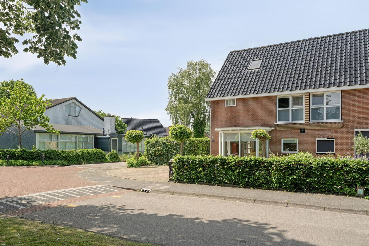 Twee-onder-één-kap te koop: Oude Kerkweg 86, Doornspijk