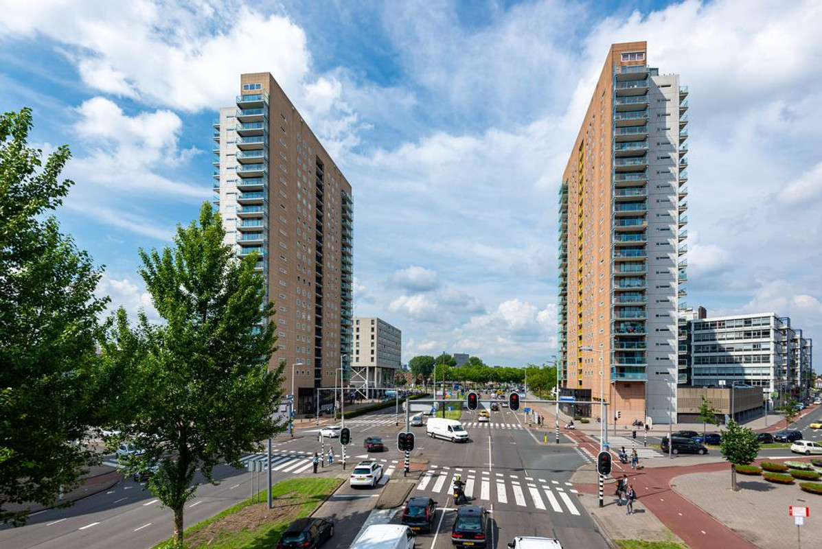 Appartement te koop: Strevelsweg 952, Rotterdam