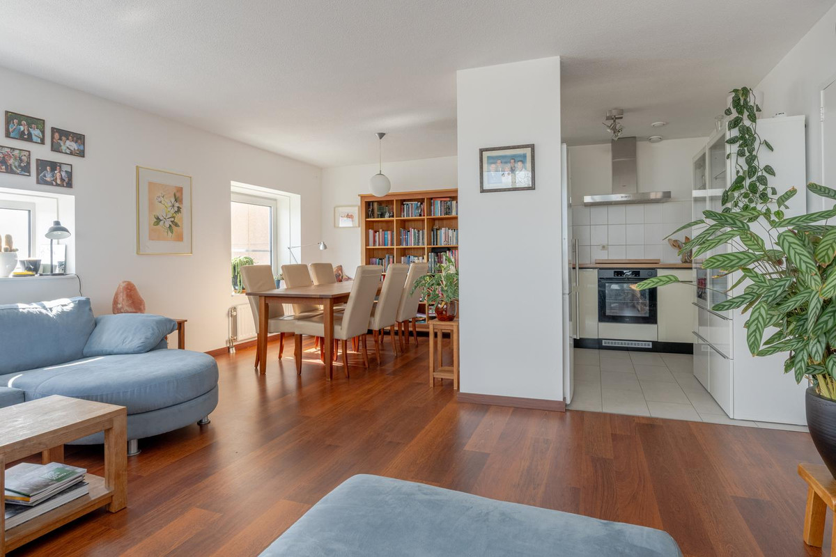 Appartement te koop: Strevelsweg 952, Rotterdam