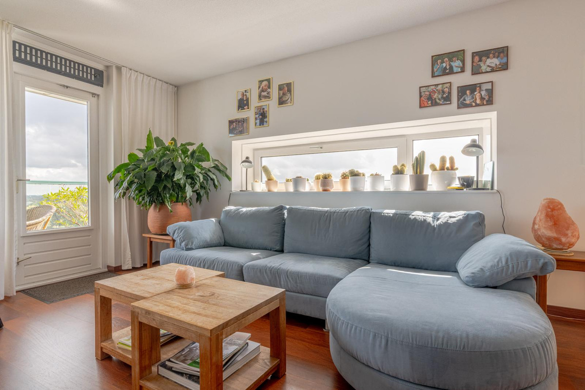 Appartement te koop: Strevelsweg 952, Rotterdam