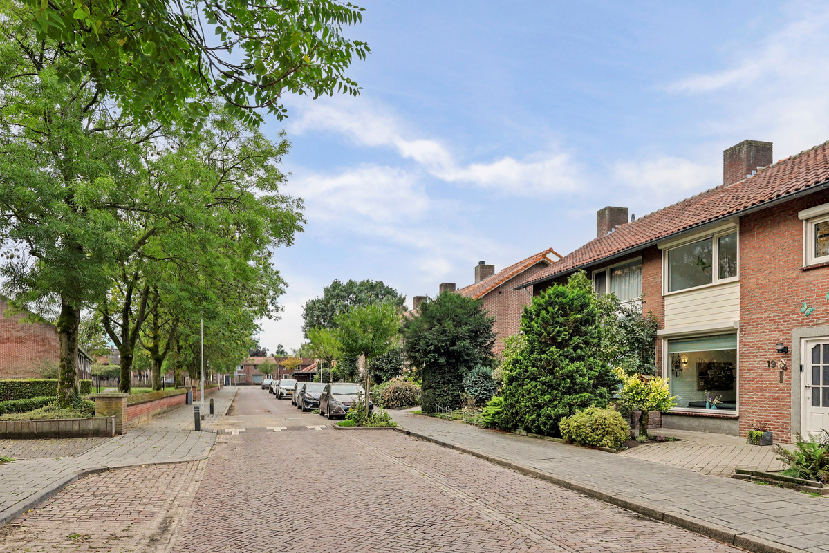 Tussenwoning te koop: Mgr. Zwijsenstraat 19, Valkenswaard