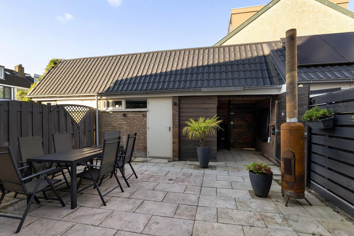 Tussenwoning te koop: Warande 9, Heerjansdam