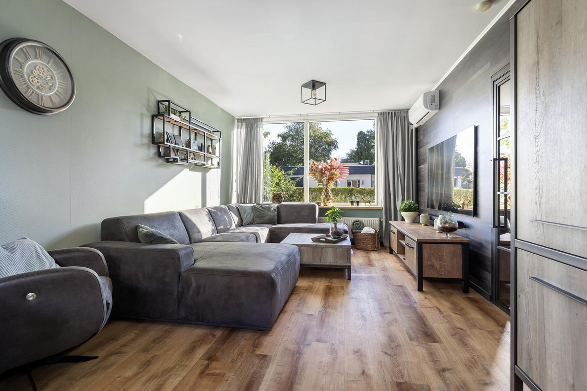 Tussenwoning te koop: Warande 9, Heerjansdam