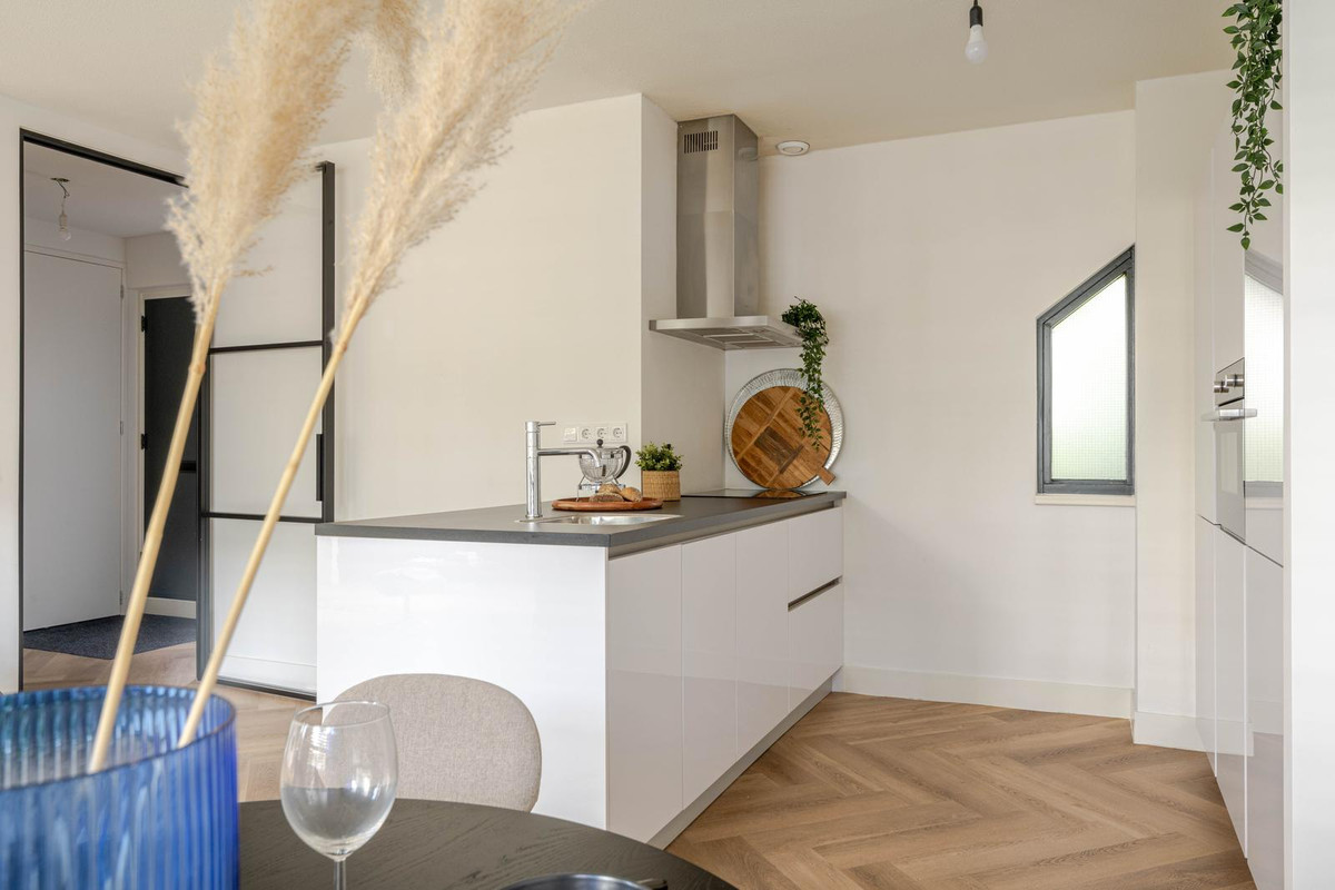 Appartement te koop: Scheepmakerskade 132, Rotterdam