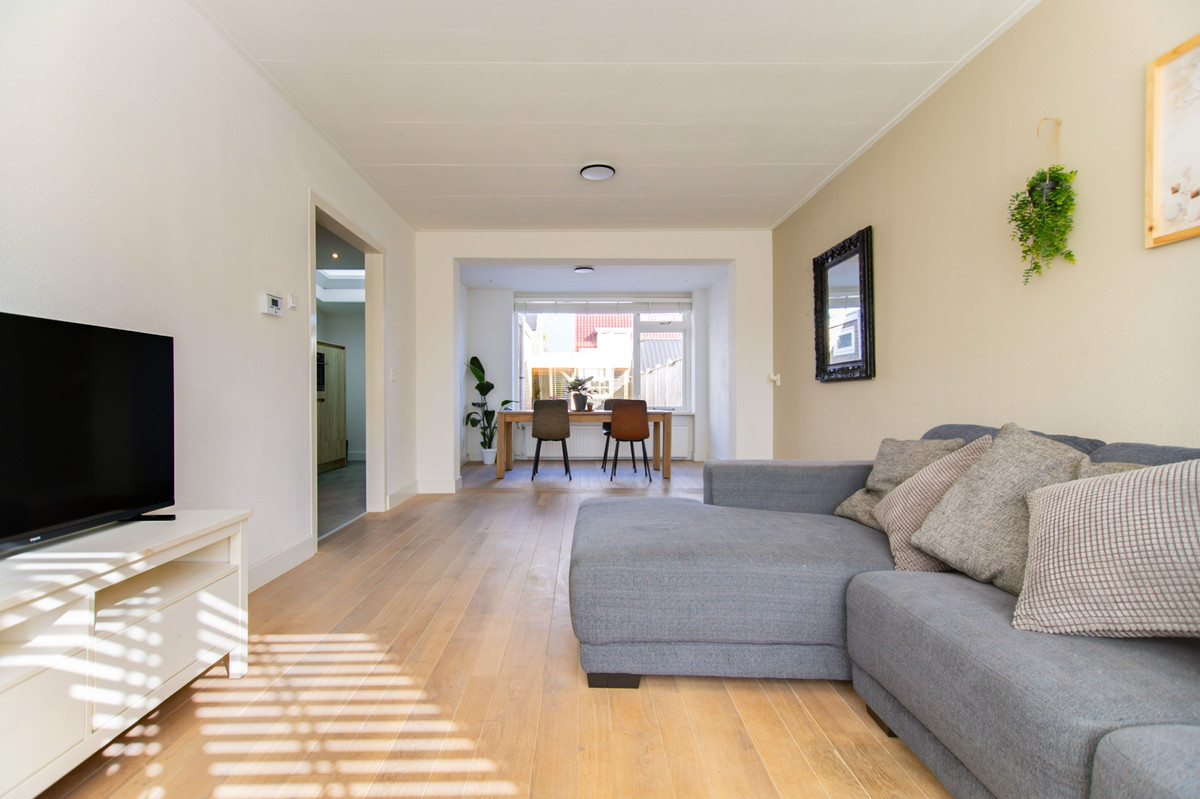 Tussenwoning te koop: Waddenstraat 20, Den Oever