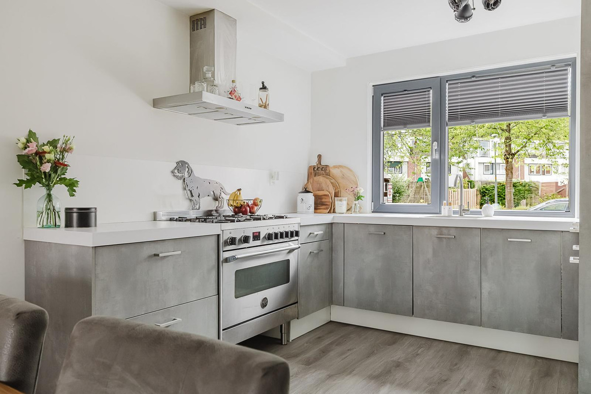 Tussenwoning te koop: Clingenburg 51, Hoofddorp