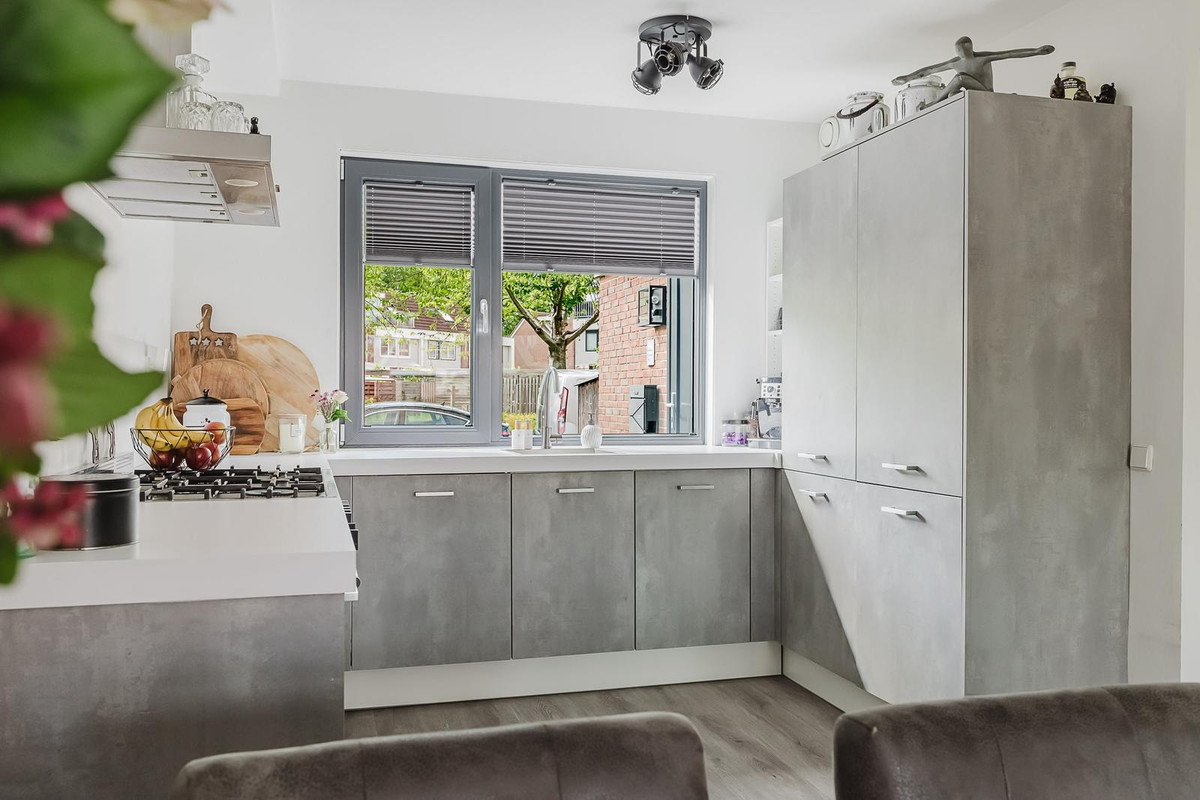 Tussenwoning te koop: Clingenburg 51, Hoofddorp
