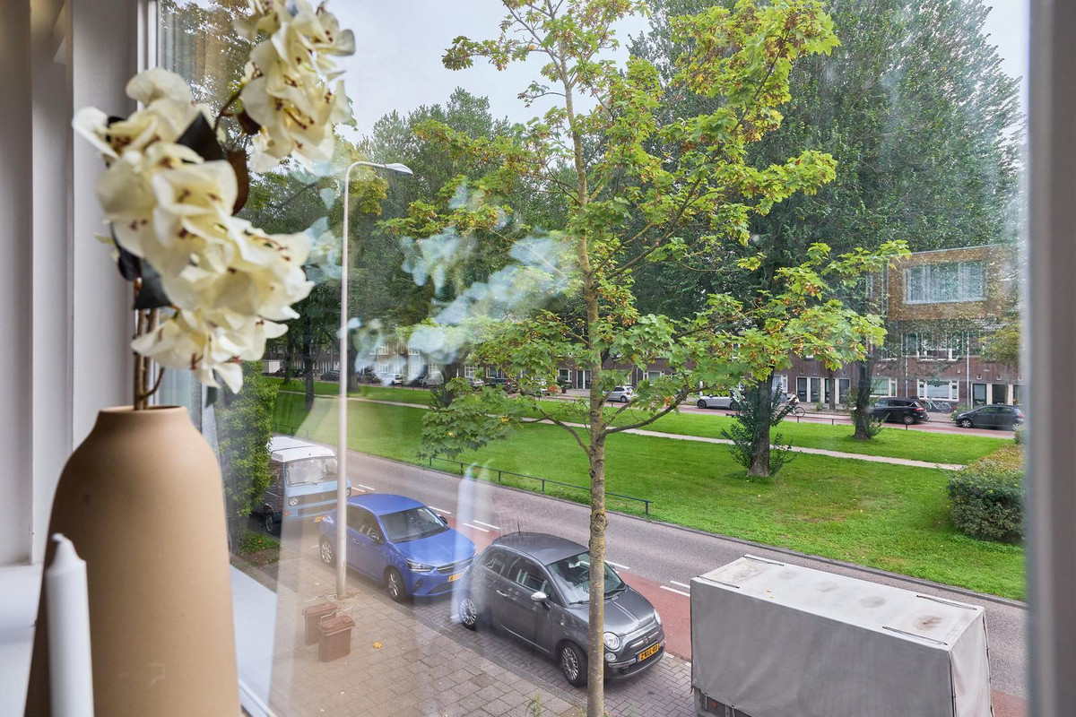 Appartement te koop: burgemeester van tuyllkade 66BS, Utrecht