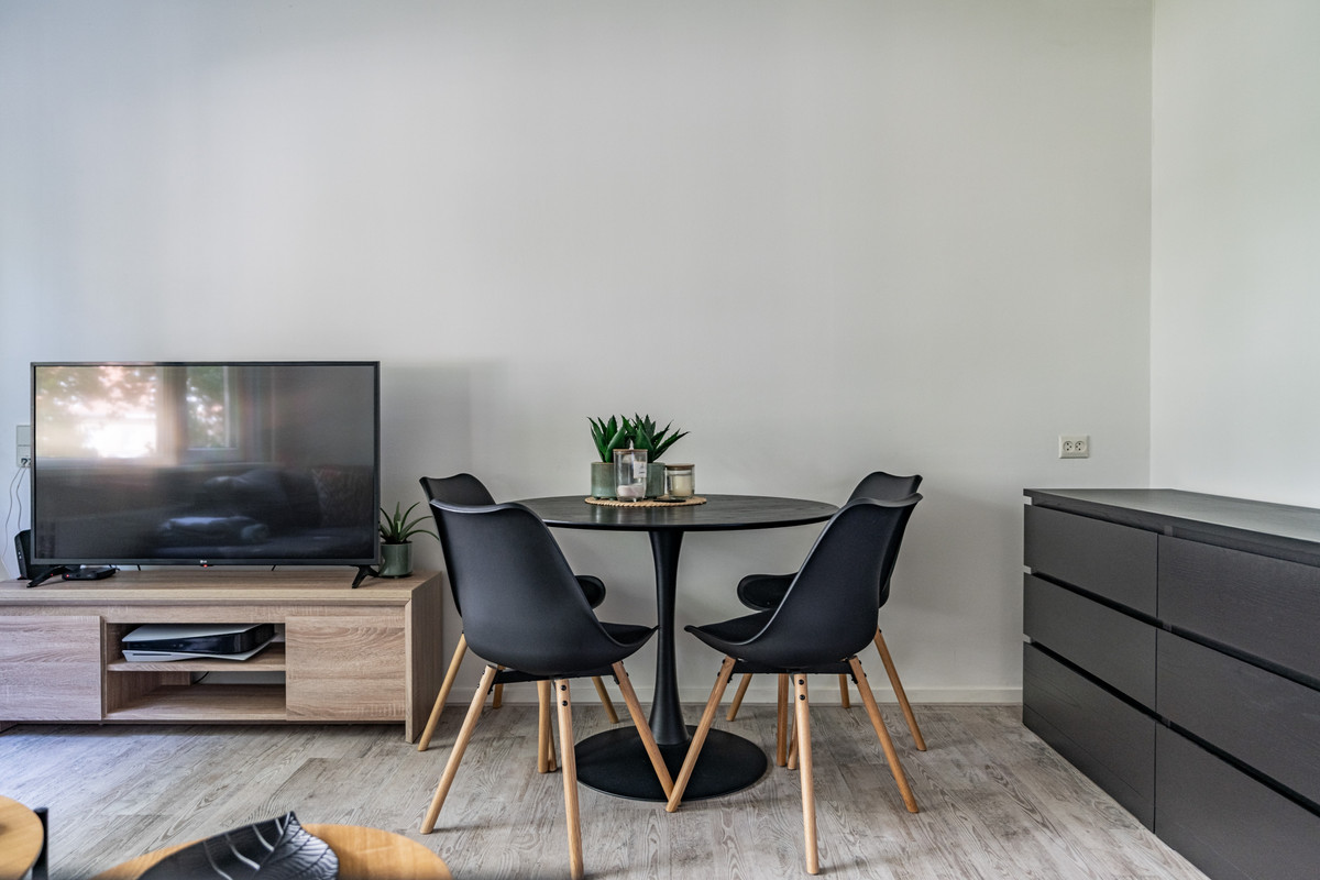 Appartement te koop: Joseph Haydnlaan 66, Leiden
