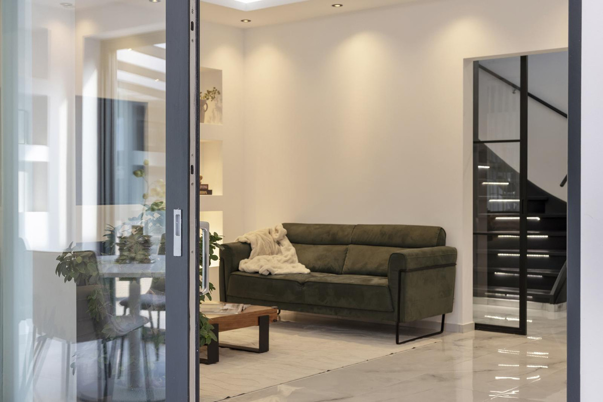 Hoekwoning te koop: Voerendaalstraat 46, Tilburg