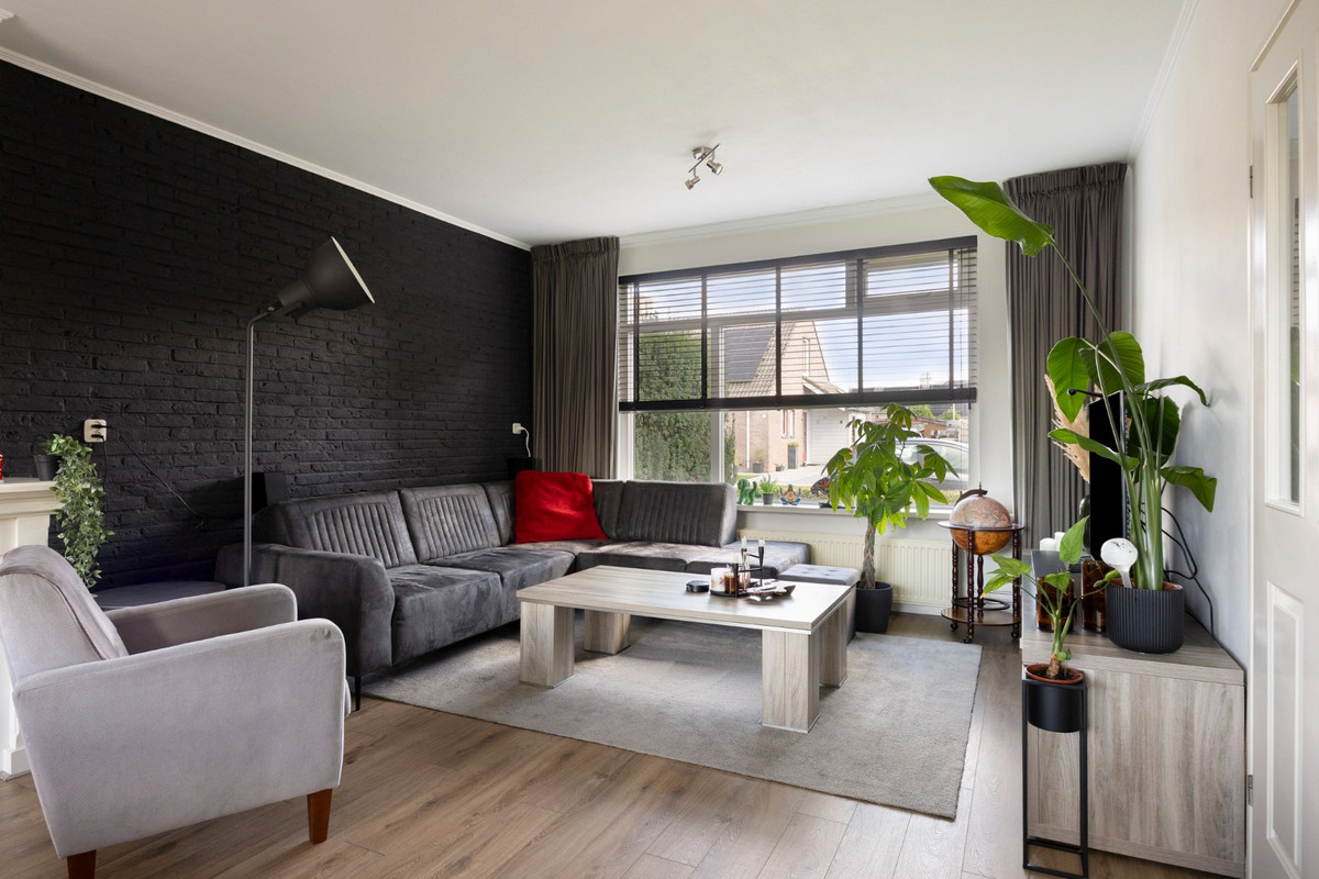 Hoekwoning te koop: Lijsterstraat 37, Dedemsvaart