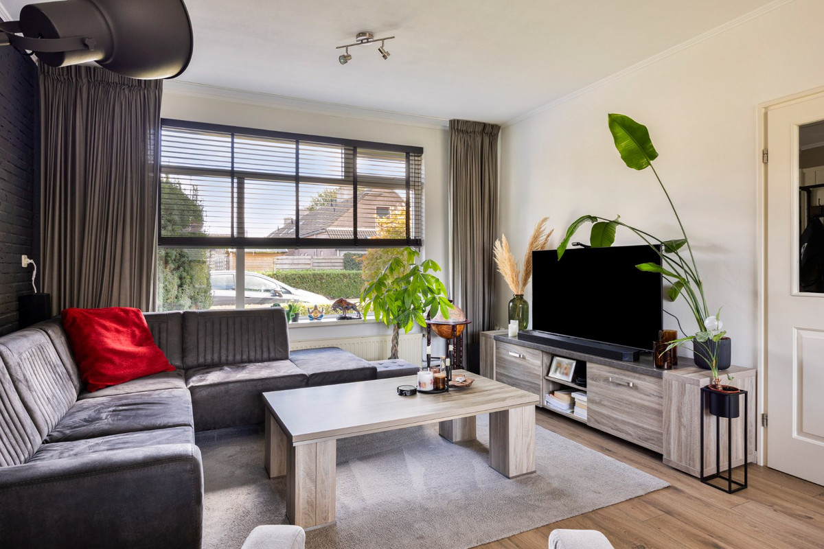 Hoekwoning te koop: Lijsterstraat 37, Dedemsvaart