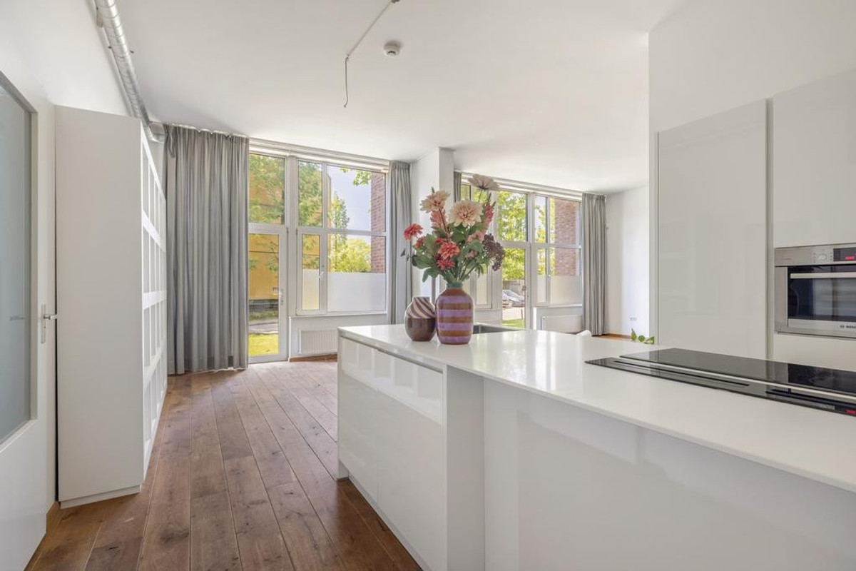 Appartement te koop: Lichtstraat 211, Eindhoven