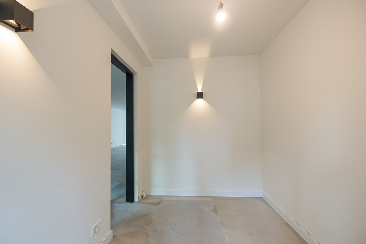 Tussenwoning te koop: Plein 17, Zaamslag
