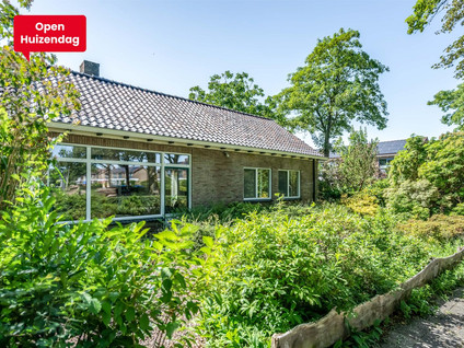 Esdoornstraat 6