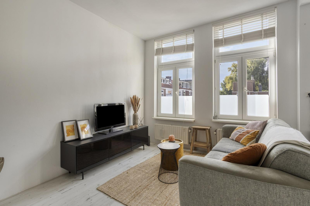 Appartement te koop: Colensostraat 60A, Haarlem